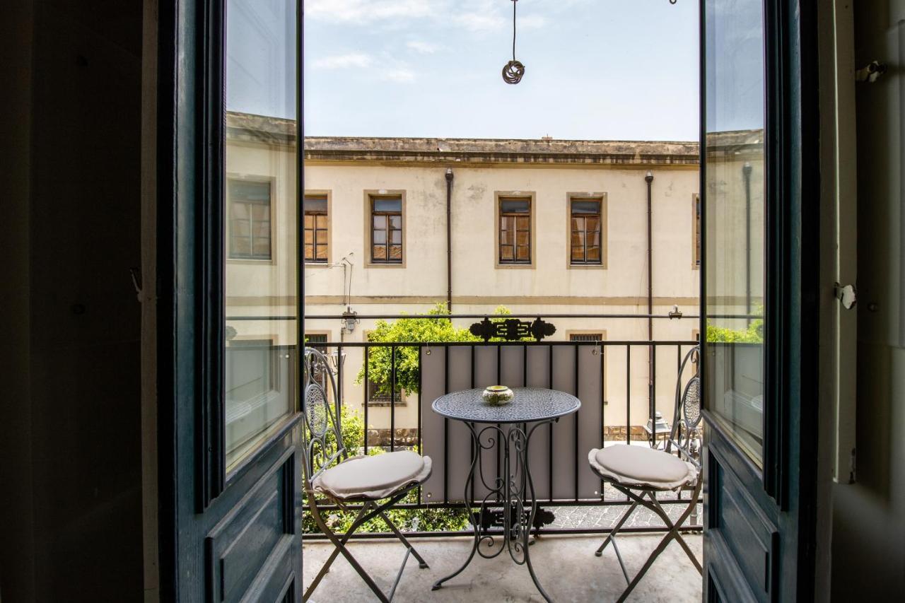 The Palace B&B And Apartments Santo Stefano di Camastra Exterior foto